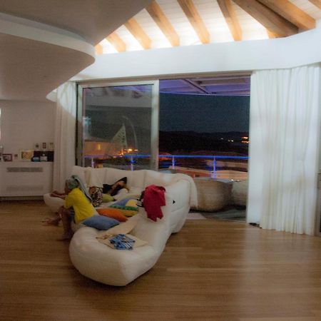 Holiday Home Isola Rossa エクステリア 写真